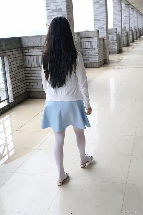 丝袜熟母老师txt