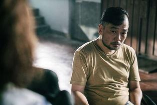 入铁笼粤语在线播放,揭秘铁笼生活，感受真实人生百态