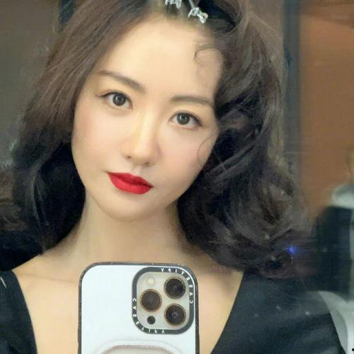 娱乐吃瓜邓超是谁啊图片,娱乐界的“吃瓜达人”